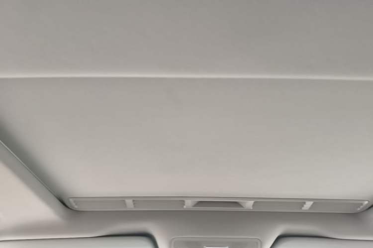 Used Mercedes-Benz M-Class 2014 ML 320 4MATIC Headliner