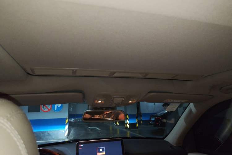Used Mercedes-Benz M-Class 2014 ML 320 4MATIC Headliner