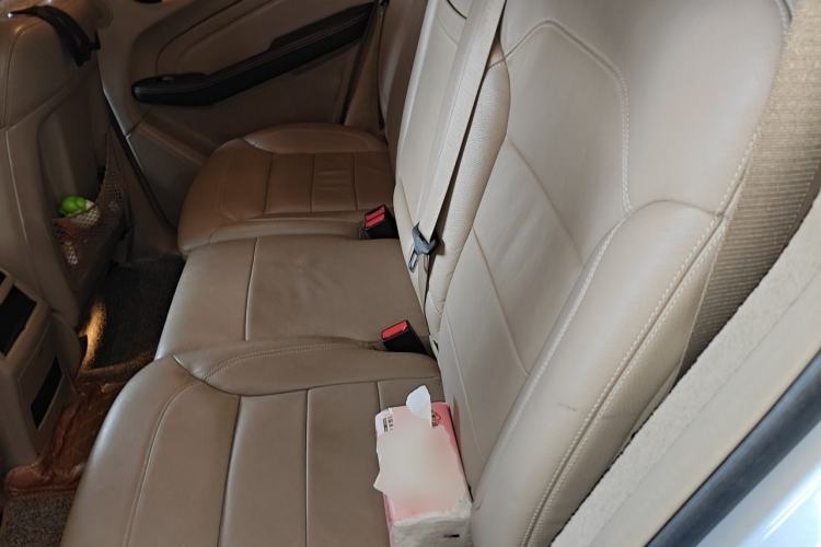 Used Mercedes-Benz M-Class 2014 ML 400 4MATIC Luxury Model Left Rear Seat