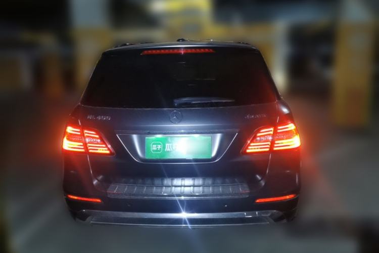 Used Mercedes-Benz M-Class 2014 ML 400 4MATIC Luxury Model Rear