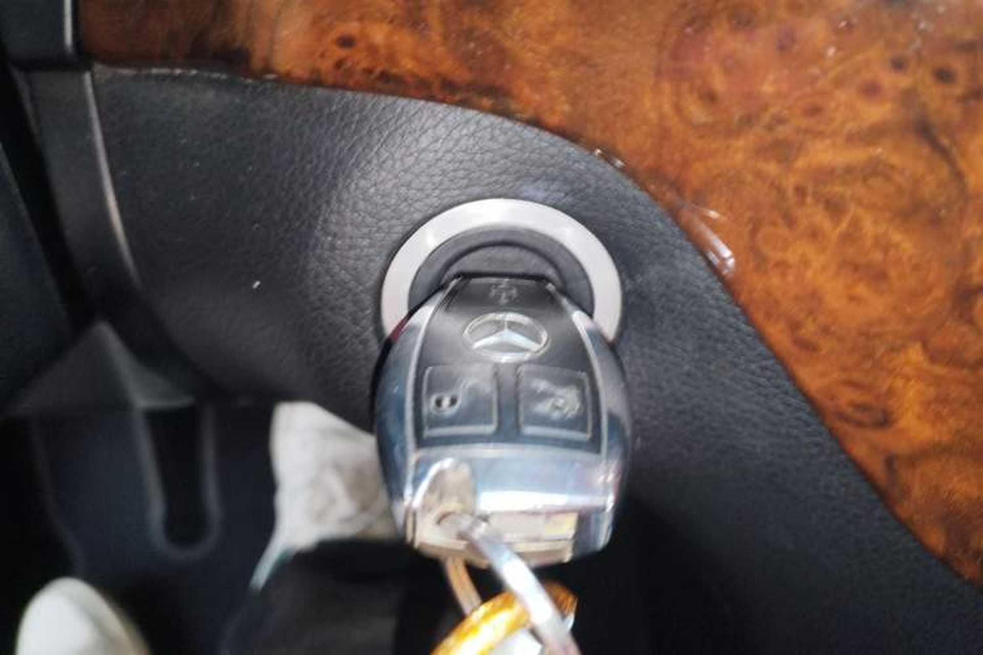 Used Mercedes-Benz M-Class 2014 ML 400 4MATIC Luxury Model Vehicle Key