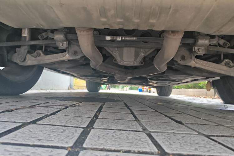 Used Mercedes-Benz M-Class 2014 ML 320 4MATIC Chassis Front