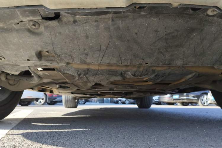Used Mercedes-Benz M-Class 2014 ML 320 4MATIC Chassis Front