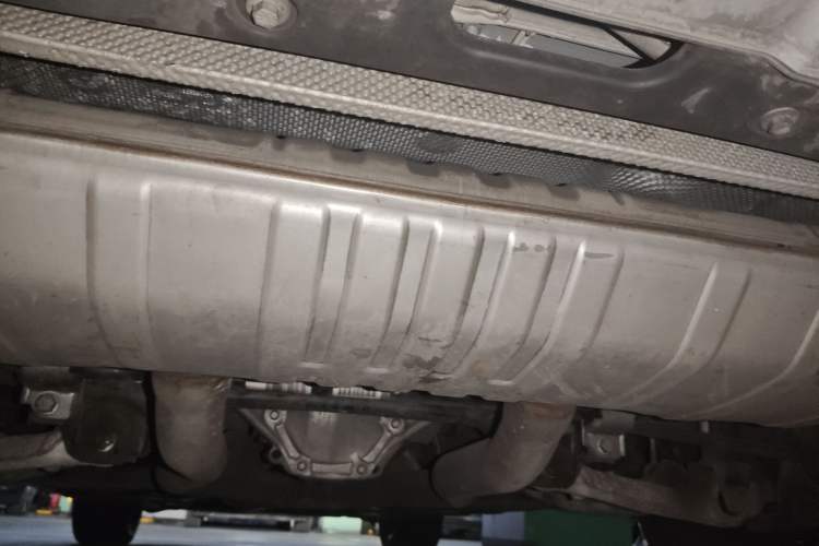 Used Mercedes-Benz M-Class 2014 ML 320 4MATIC Chassis Rear