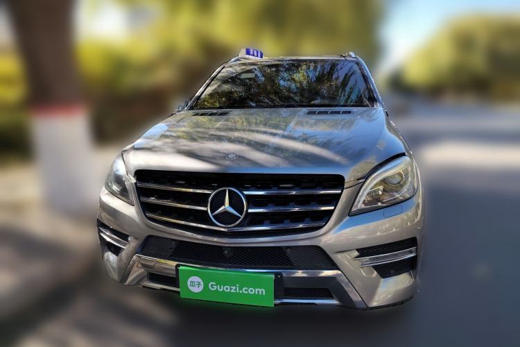 Used Mercedes-Benz M-Class 2014 ML 400 4MATIC Luxury Model Exterior 1
