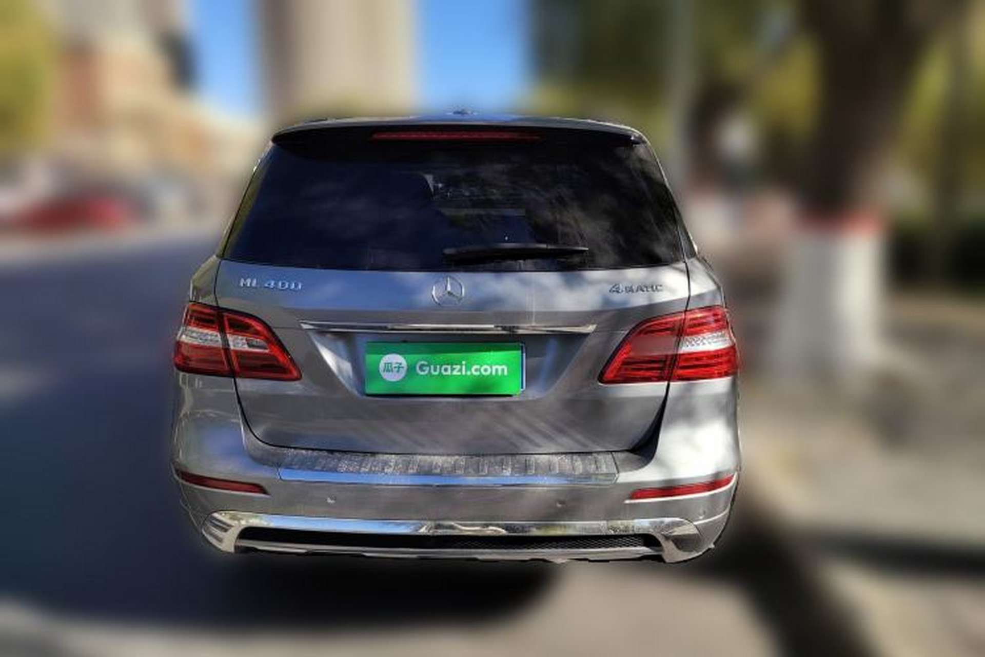 Used Mercedes-Benz M-Class 2014 ML 400 4MATIC Luxury Model Exterior 4