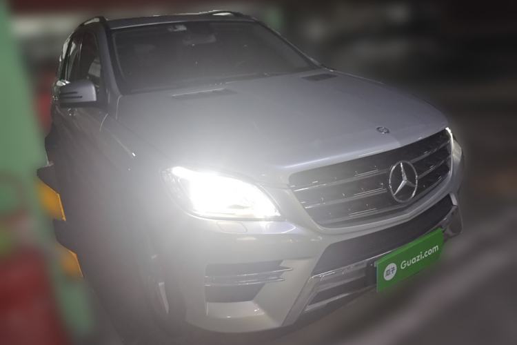 Used Mercedes-Benz M-Class 2014 ML 320 4MATIC Front Right 45 Deg
