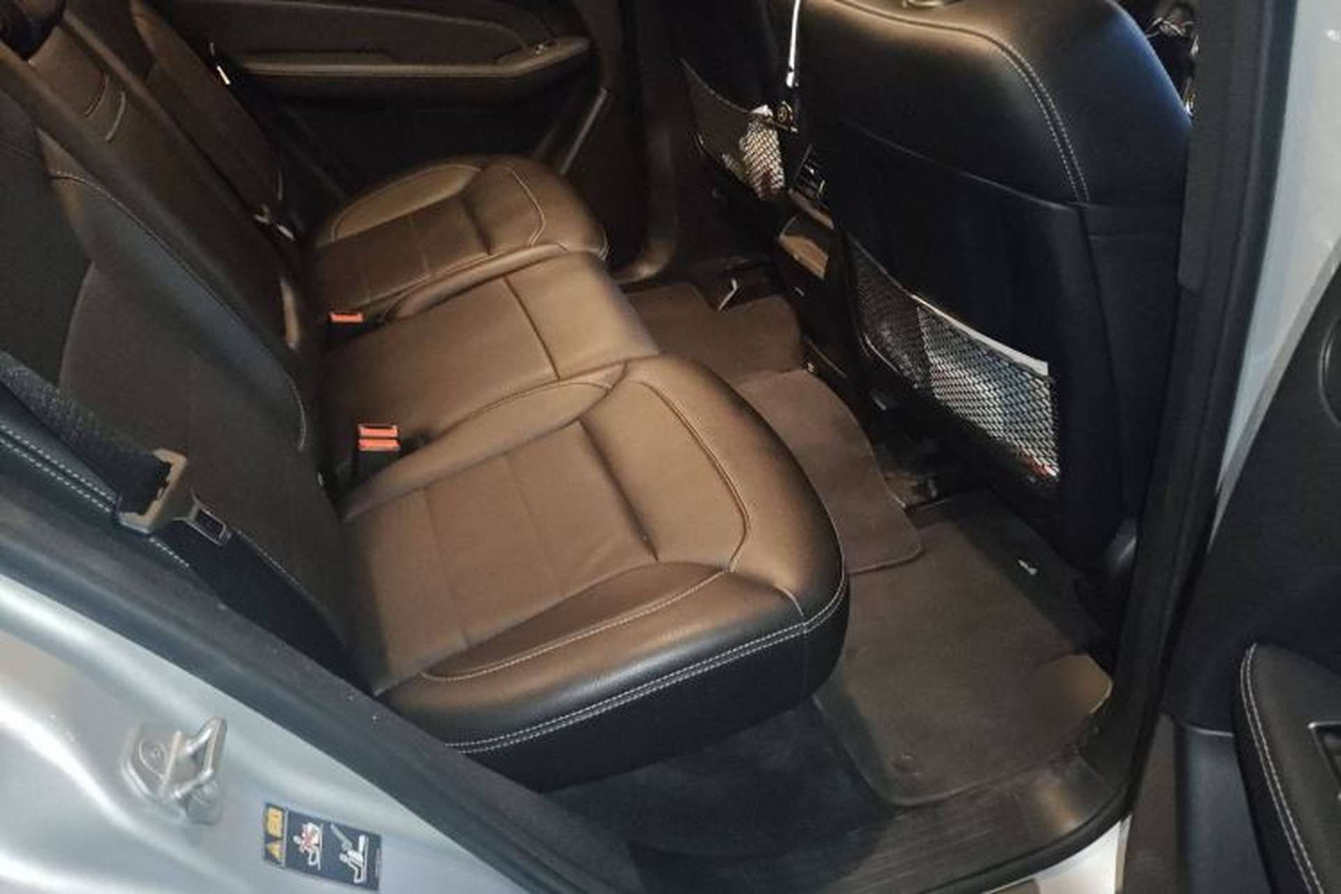 Used Mercedes-Benz M-Class 2014 ML 320 4MATIC Left Rear Seat