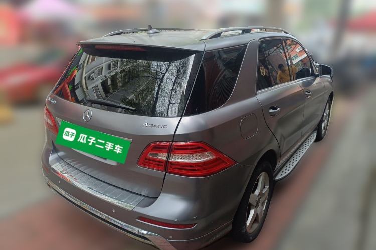 Used Mercedes-Benz M-Class 2014 ML 400 4MATIC Luxury Model Rear Right 45 Deg