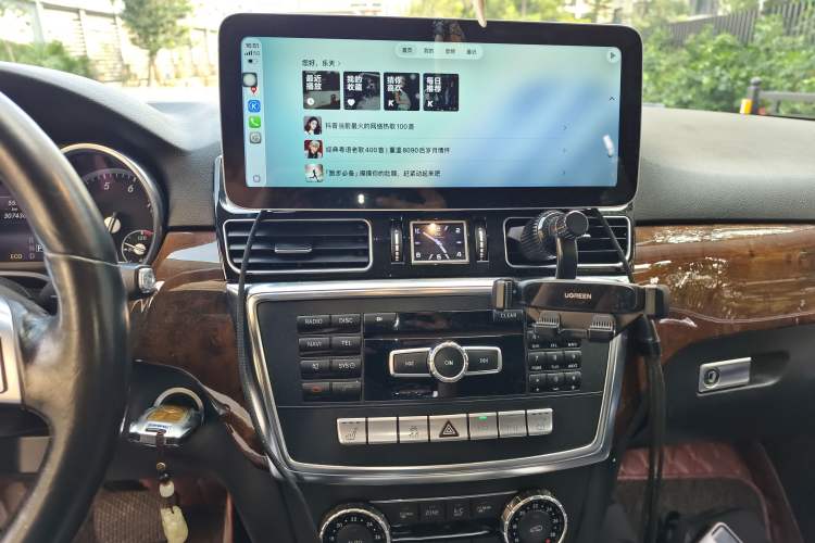 Used Mercedes-Benz M-Class 2014 ML 400 4MATIC Dynamic Model Audio And AC Panel