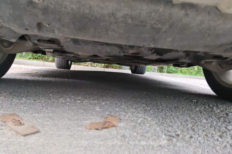 Used Mercedes-Benz M-Class 2014 ML 320 4MATIC Chassis Front