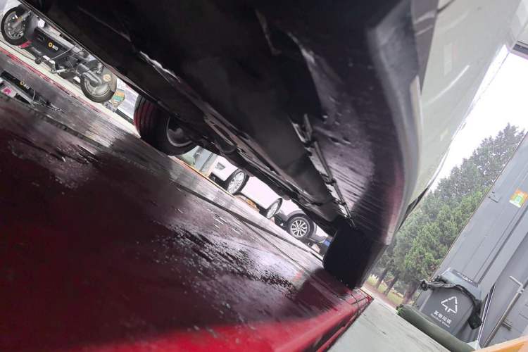 Used Mercedes-Benz M-Class 2014 ML 320 4MATIC Chassis Front Left