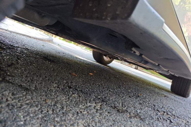 Used Mercedes-Benz M-Class 2014 ML 320 4MATIC Chassis Front Left