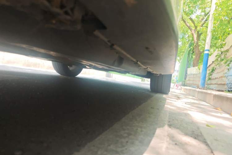 Used Mercedes-Benz M-Class 2014 ML 400 4MATIC Luxury Model Chassis Front Left