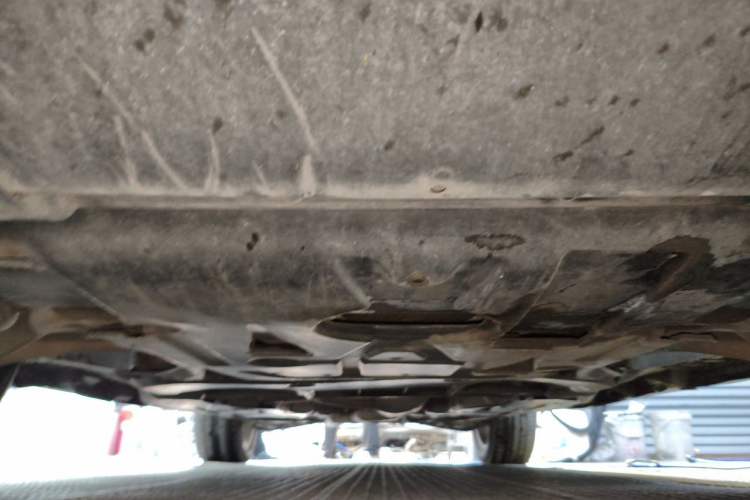 Used Mercedes-Benz M-Class 2014 ML 320 4MATIC Chassis Front