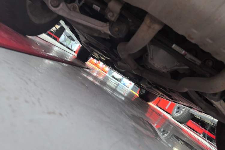 Used Mercedes-Benz M-Class 2014 ML 320 4MATIC Chassis Rear