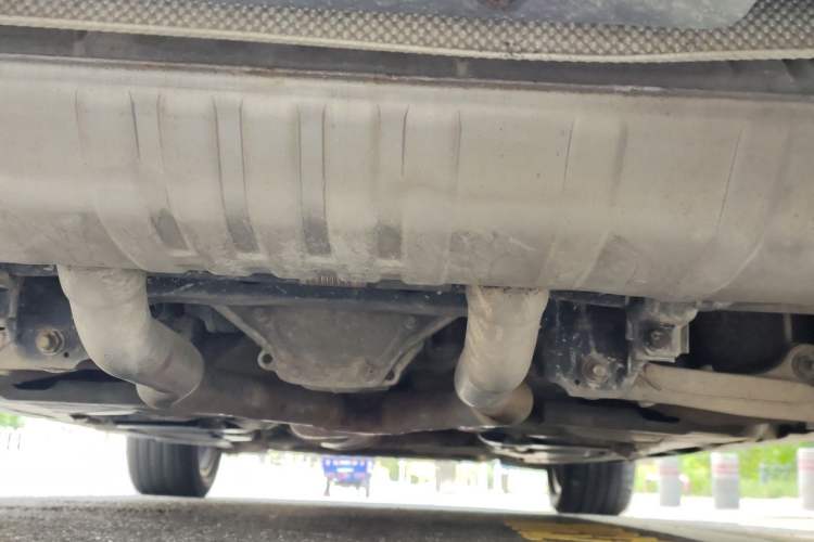 Used Mercedes-Benz M-Class 2014 ML 400 4MATIC Dynamic Model Chassis Rear