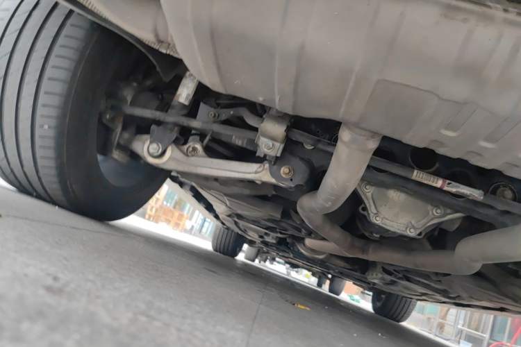 Used Mercedes-Benz M-Class 2014 ML 320 4MATIC Chassis Rear