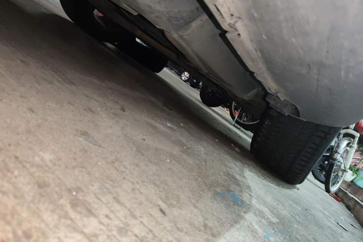 Used Mercedes-Benz M-Class 2014 ML 400 4MATIC Luxury Model Chassis Rear Left