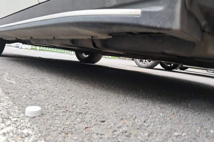 Used Mercedes-Benz M-Class 2014 ML 320 4MATIC Chassis Rear Left