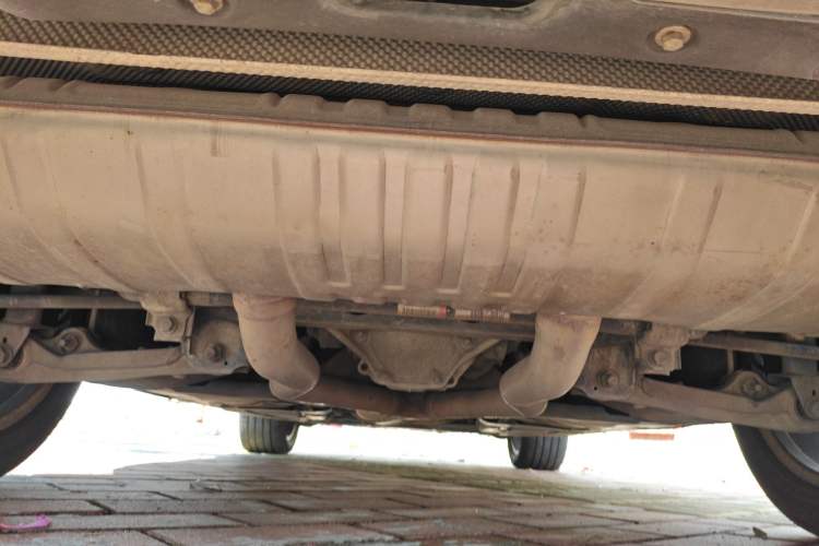 Used Mercedes-Benz M-Class 2014 ML 400 4MATIC Dynamic Model Chassis Rear