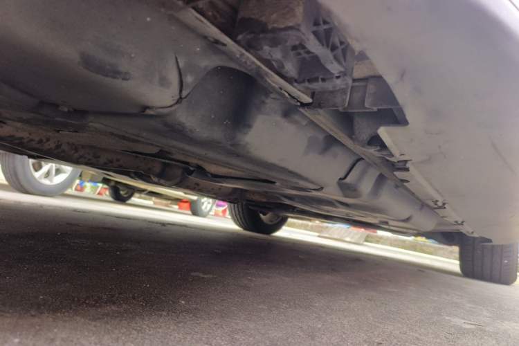 Used Mercedes-Benz M-Class 2014 ML 400 4MATIC Dynamic Model Chassis Rear Right