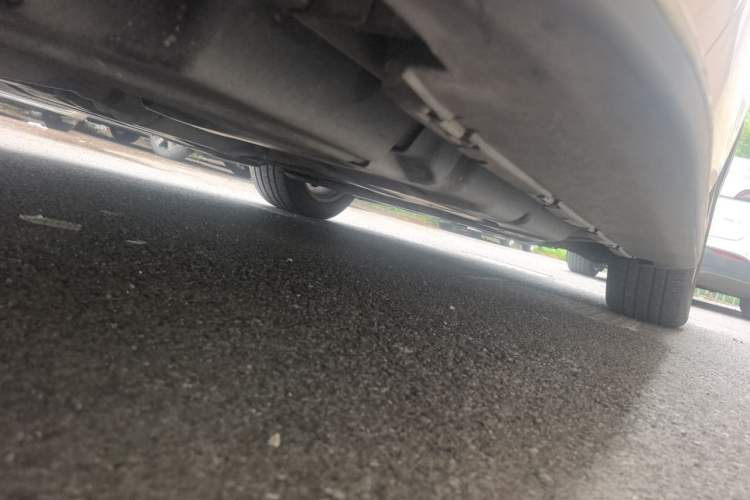 Used Mercedes-Benz M-Class 2014 ML 400 4MATIC Dynamic Model Chassis Rear Right