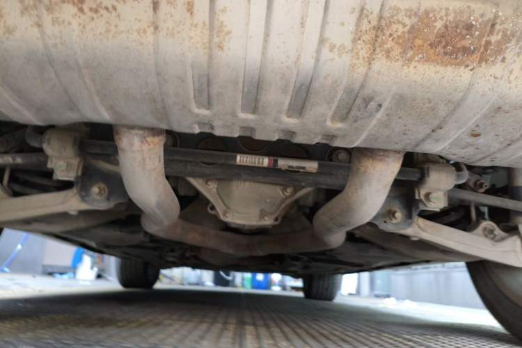 Used Mercedes-Benz M-Class 2014 ML 320 4MATIC Chassis Rear