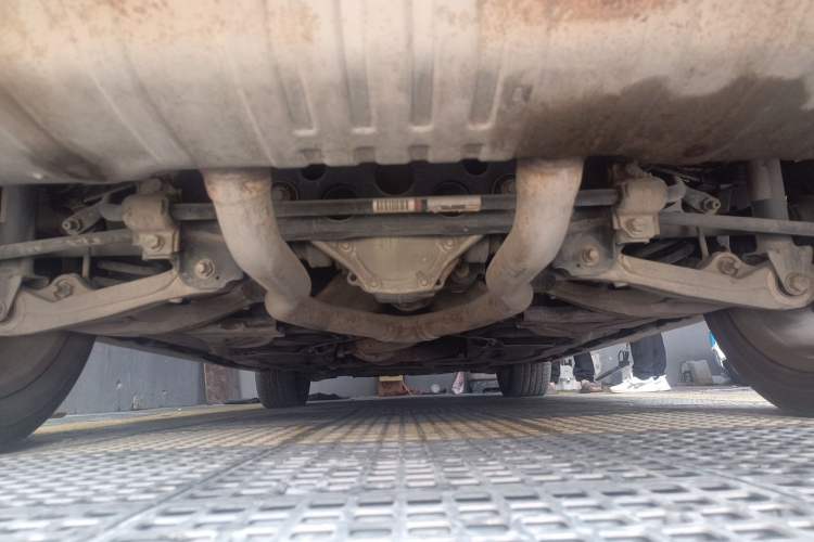 Used Mercedes-Benz M-Class 2014 ML 320 4MATIC Chassis Rear
