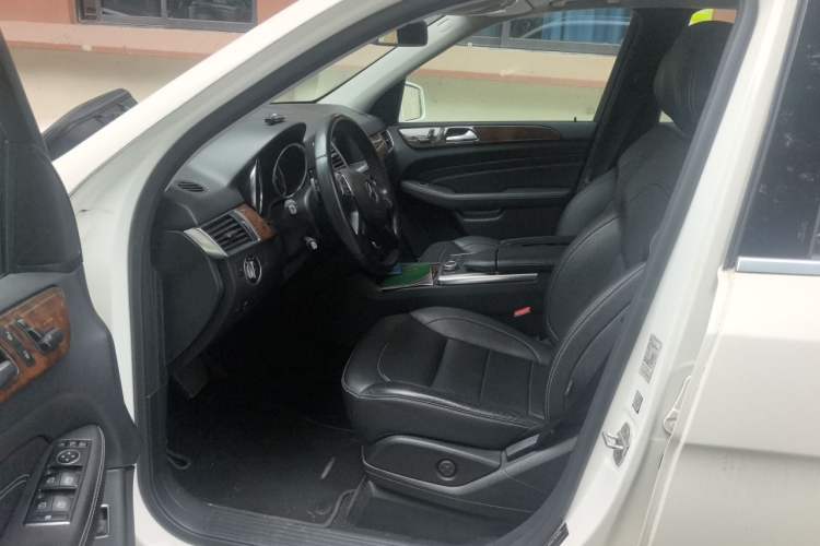 Used Mercedes-Benz M-Class 2014 ML 400 4MATIC Dynamic Model Driver Seat