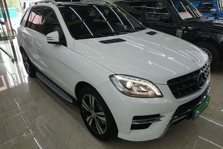 Used Mercedes-Benz M-Class 2014 ML 350 CDI 4MATIC Exterior 2