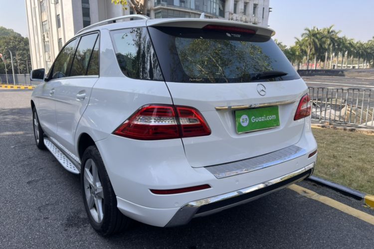 Used Mercedes-Benz M-Class 2014 ML 320 4MATIC Exterior 3