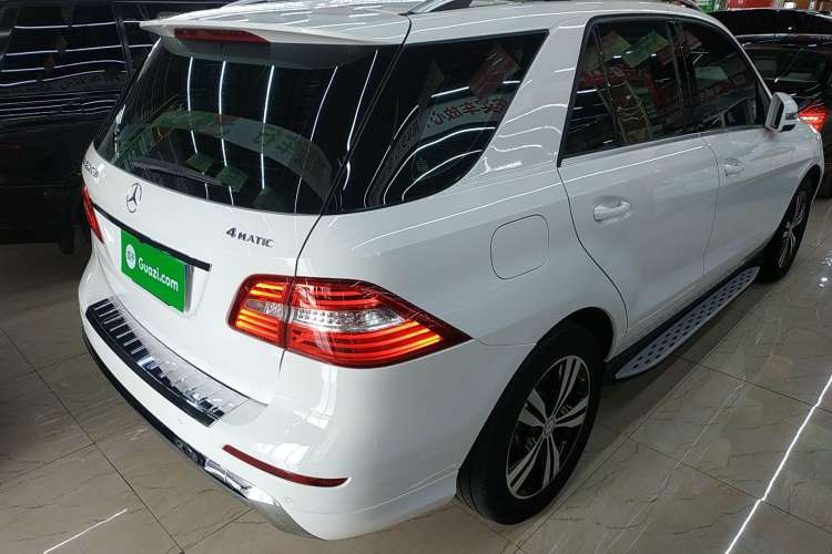 Used Mercedes-Benz M-Class 2014 ML 350 CDI 4MATIC Exterior 5