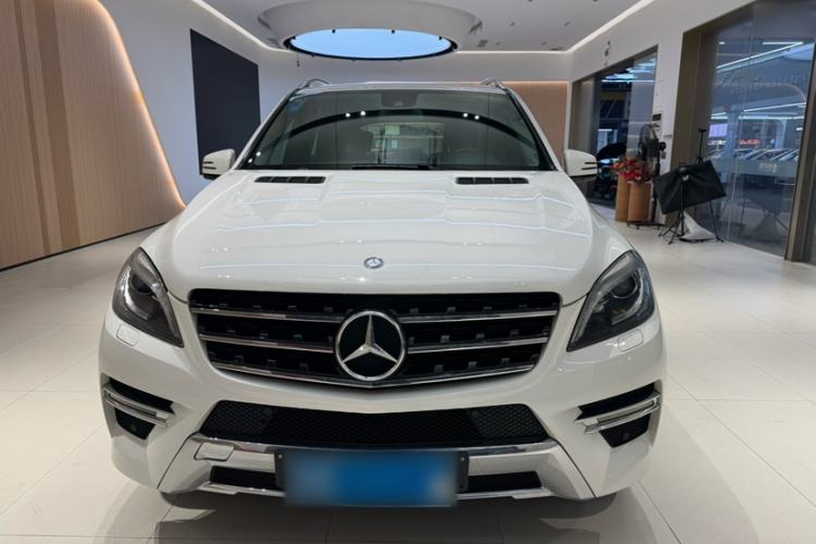 Used Mercedes-Benz M-Class 2014 ML 320 4MATIC Exterior 5