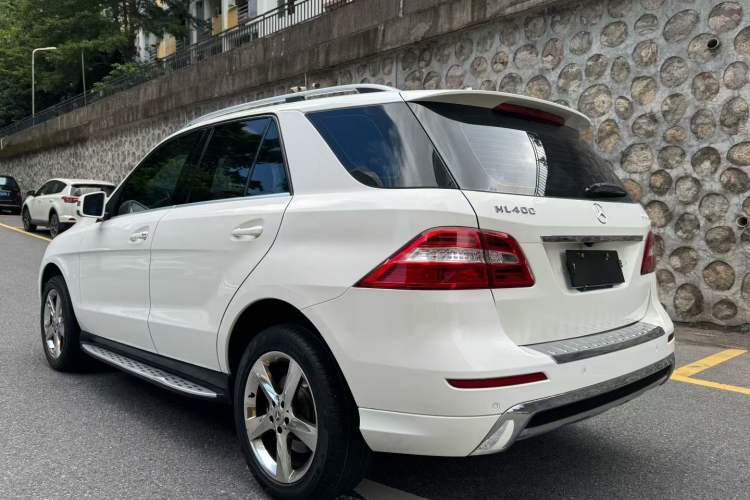 Used Mercedes-Benz M-Class 2014 ML 320 4MATIC Exterior 6