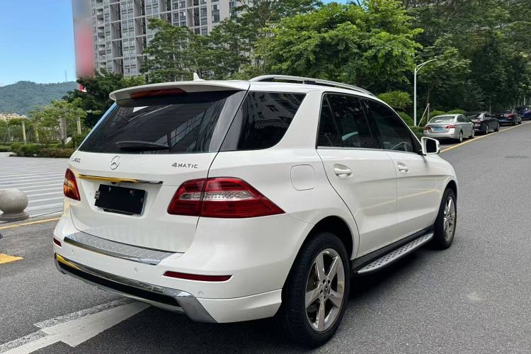 Used Mercedes-Benz M-Class 2014 ML 320 4MATIC Exterior 9