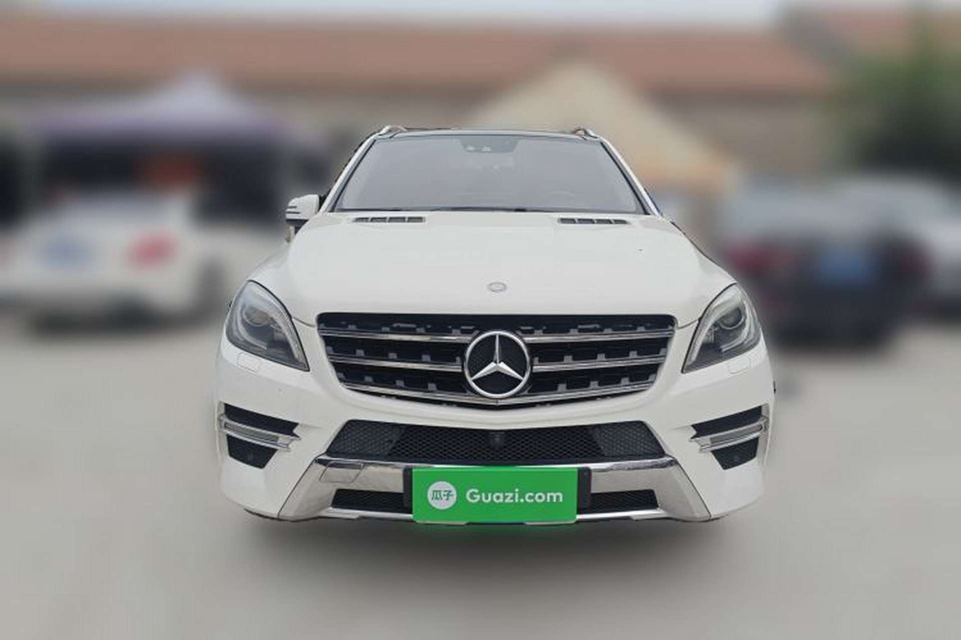 Used Mercedes-Benz M-Class 2014 ML 400 4MATIC Luxury Model Front