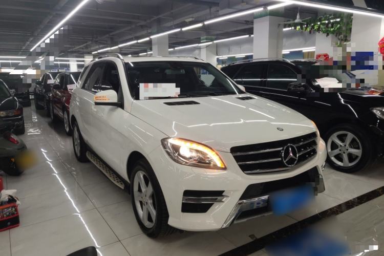Used Mercedes-Benz M-Class 2014 ML 320 4MATIC Front Right 45 Deg