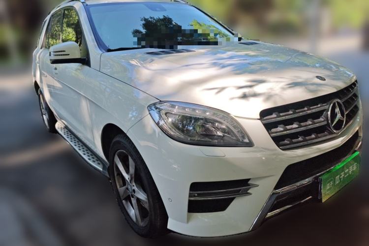 Used Mercedes-Benz M-Class 2014 ML 320 4MATIC Front Right 45 Deg