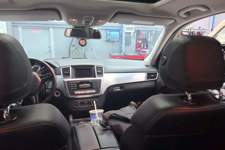 Used Mercedes-Benz M-Class 2014 ML 320 4MATIC Headliner