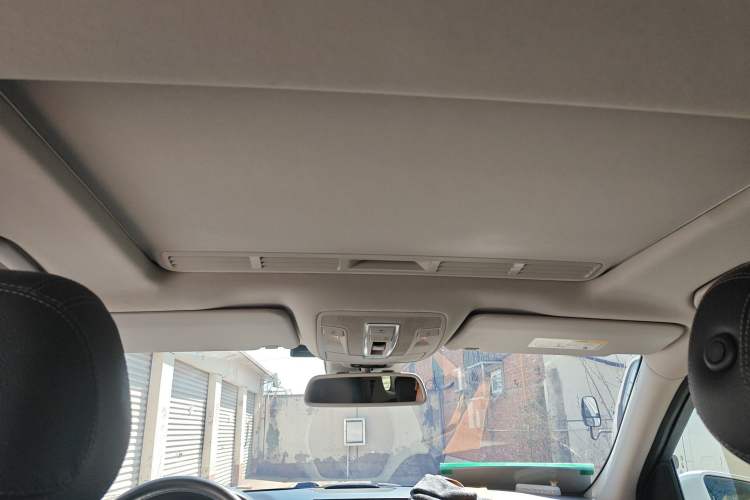 Used Mercedes-Benz M-Class 2014 ML 320 4MATIC Headliner