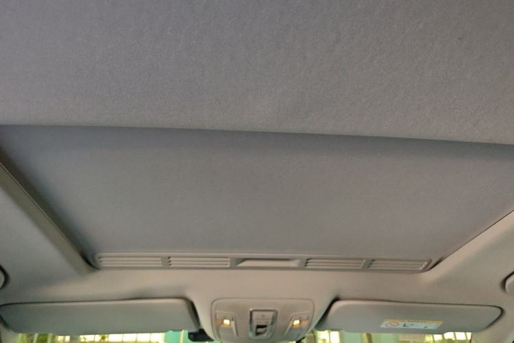 Used Mercedes-Benz M-Class 2014 ML 320 4MATIC Headliner