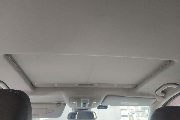 Used Mercedes-Benz M-Class 2014 ML 320 4MATIC Headliner