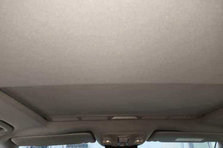 Used Mercedes-Benz M-Class 2014 ML 320 4MATIC Headliner