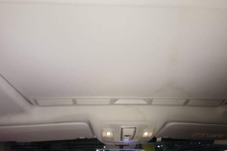 Used Mercedes-Benz M-Class 2014 ML 320 4MATIC Headliner