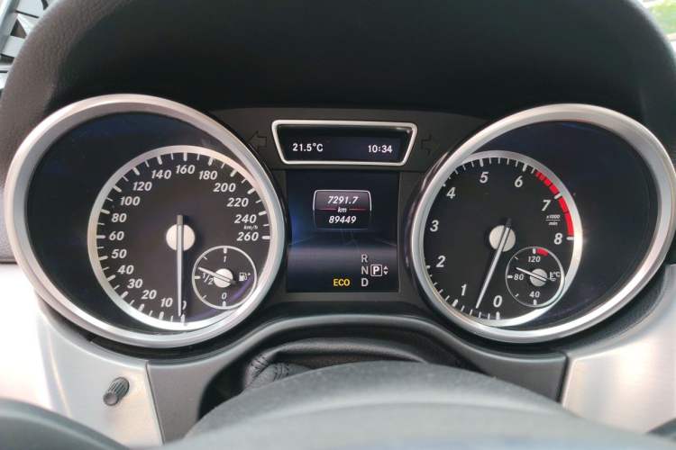 Used Mercedes-Benz M-Class 2014 ML 320 4MATIC Instrument Cluster