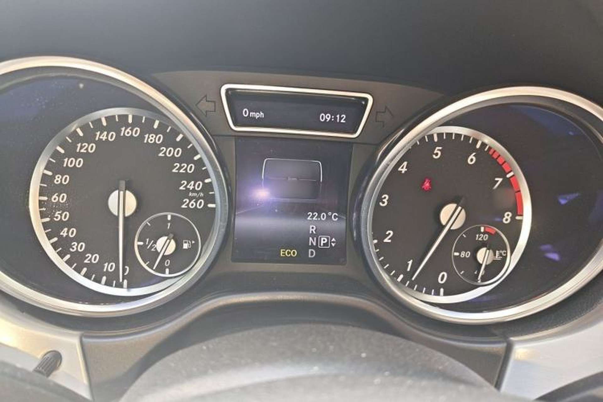 Used Mercedes-Benz M-Class 2014 ML 320 4MATIC Instrument Cluster