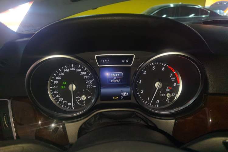 Used Mercedes-Benz M-Class 2014 ML 400 4MATIC Dynamic Model Instrument Cluster