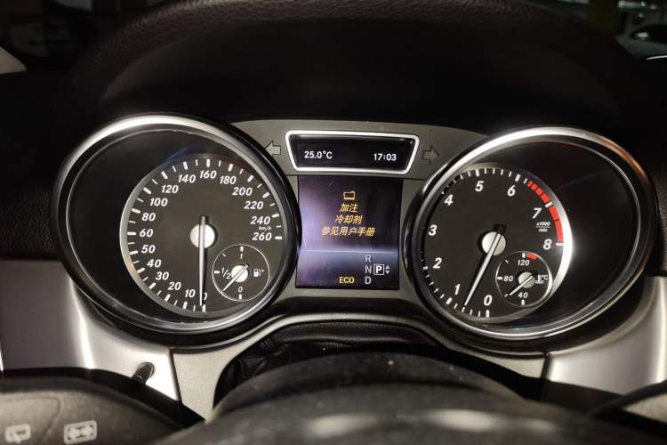 Used Mercedes-Benz M-Class 2014 ML 320 4MATIC Instrument Cluster