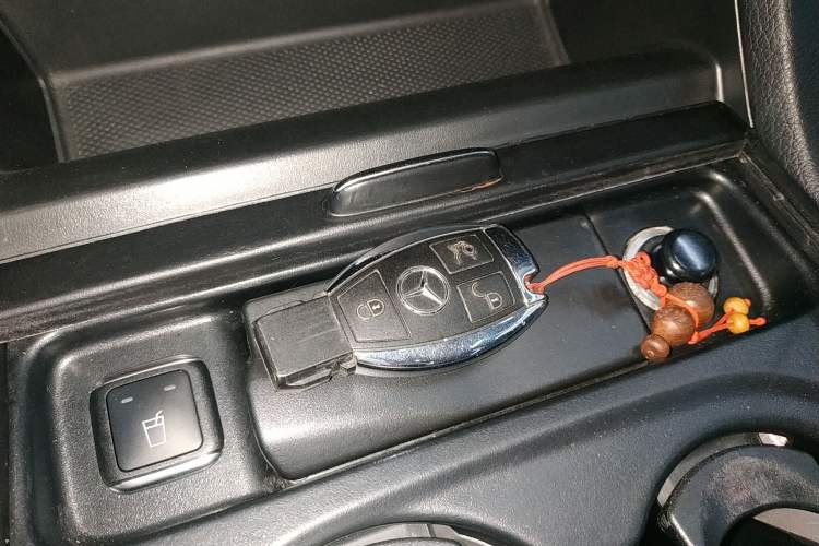 Used Mercedes-Benz M-Class 2014 ML 350 CDI 4MATIC Interior 1